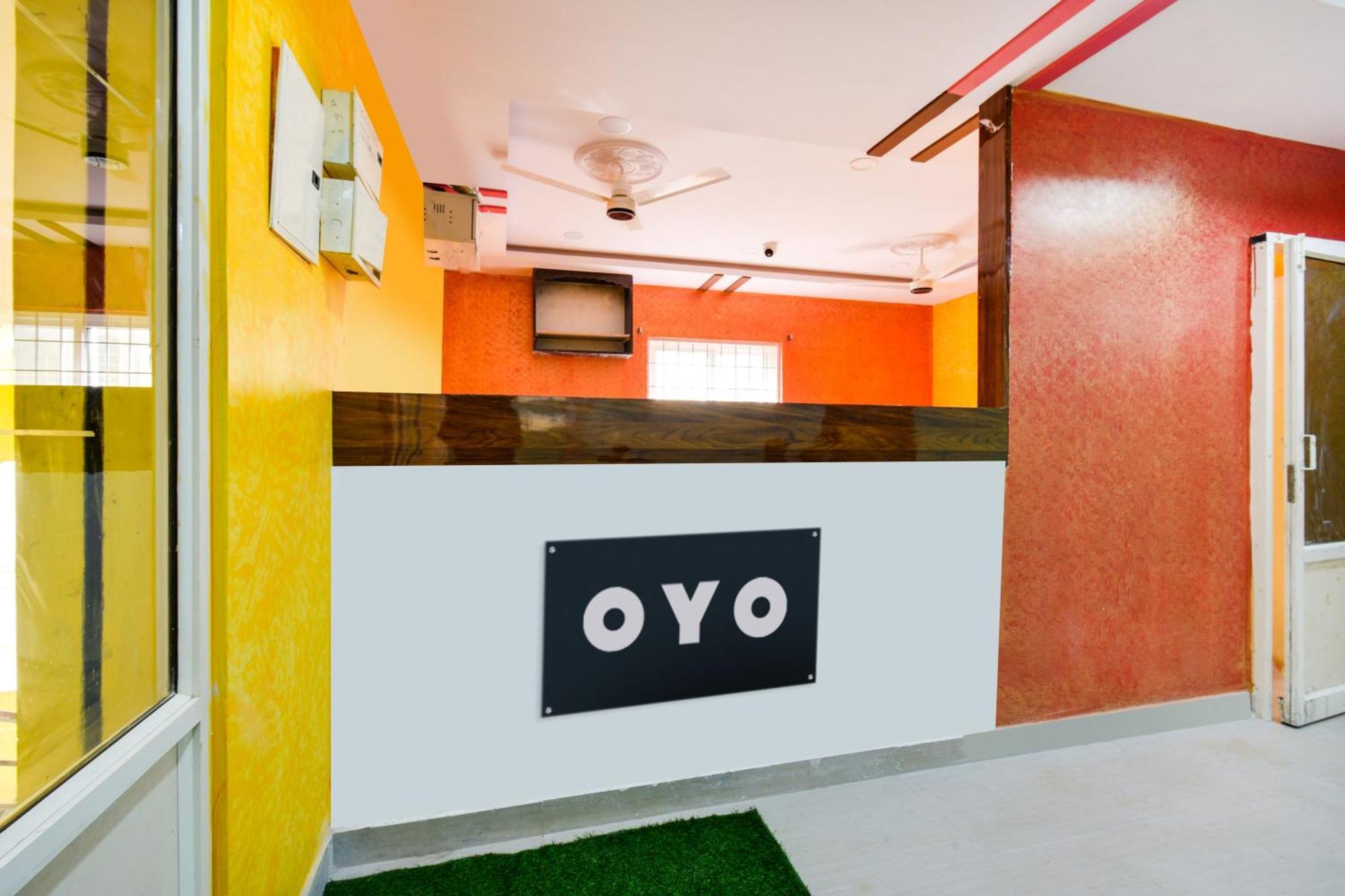Hotel O Lucky Grand Hyderabad Esterno foto